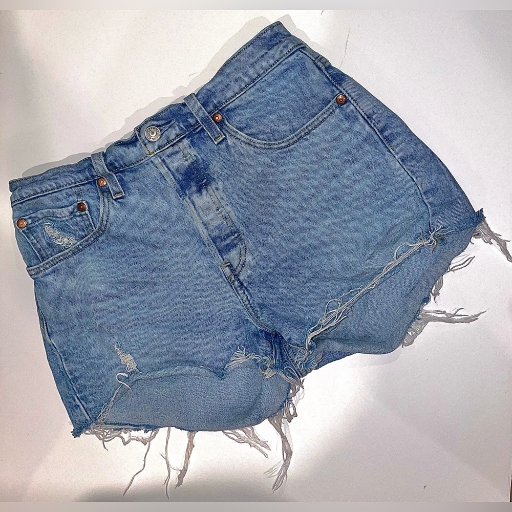 Levi 501 distressed shorts